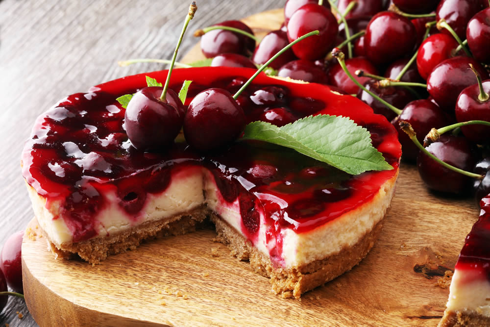 Kirschen als Marmelade, Kompott, im Kirschkuchen, gekocht zu Waffeln und als Likör oder Obstbrand sind sie ebenfalls ein geschmacklicher Traum.